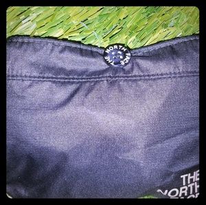 The North Face Sun Stash Bucket Hat